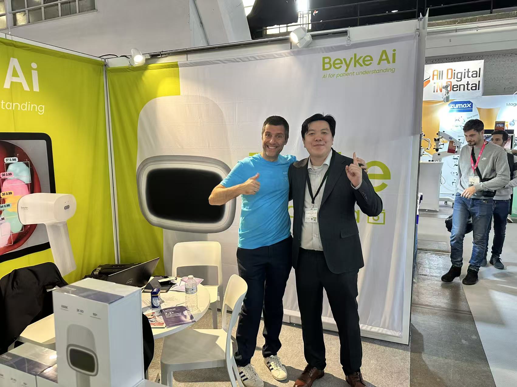 A moment shared at the Beyke AI booth.